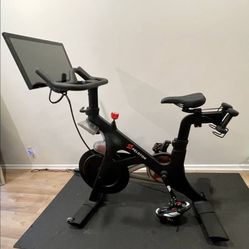 Peloton Bike w/ Mat & Weights