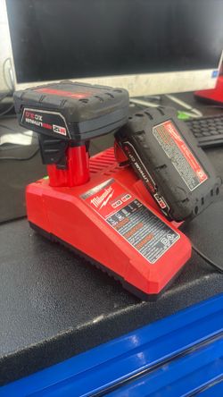 milwaukee charger and batteries