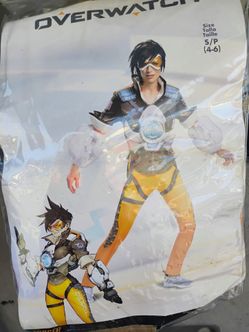 Costume