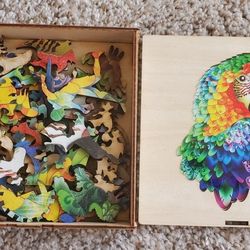 Parrot Wooden Jigsaw Puzzle 