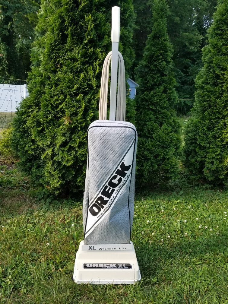 Oreck XL Classic Upright Vacuum Cleaner