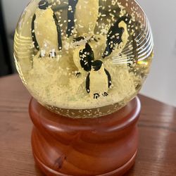 Penguin 🐧 Snow Globe  Plays Music 