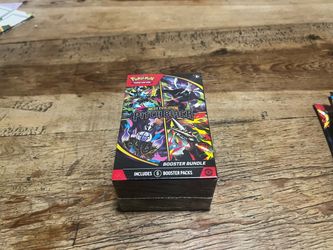 Pokémon Mega Evolution Pitch Black Booster Bundle