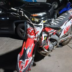 2002 Cr 250 $4000 Obo 