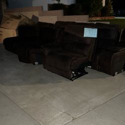 CURB ALERT - LARGE COUCH SET