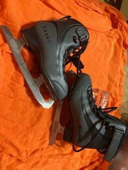 Riedell figure ice skates boys size 1, used once
