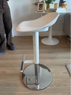 3 IKEA - JANIGE Bar Stool