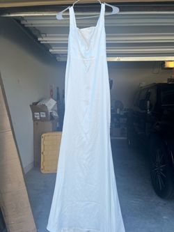White wedding/prom/ ball dress