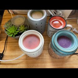 Candles & Wax Warmers 