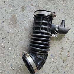 2013 to 2019 Nissan Sentra Engine Intake Air Duct Boot Elbow NEW 16576-3RC2A OPEN