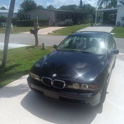 2001 BMW525i