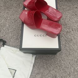 Gucci 60mm Slide Sandal Red Rubber (Women's)