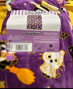 Hello kitty And Friends Purple Halloween throw