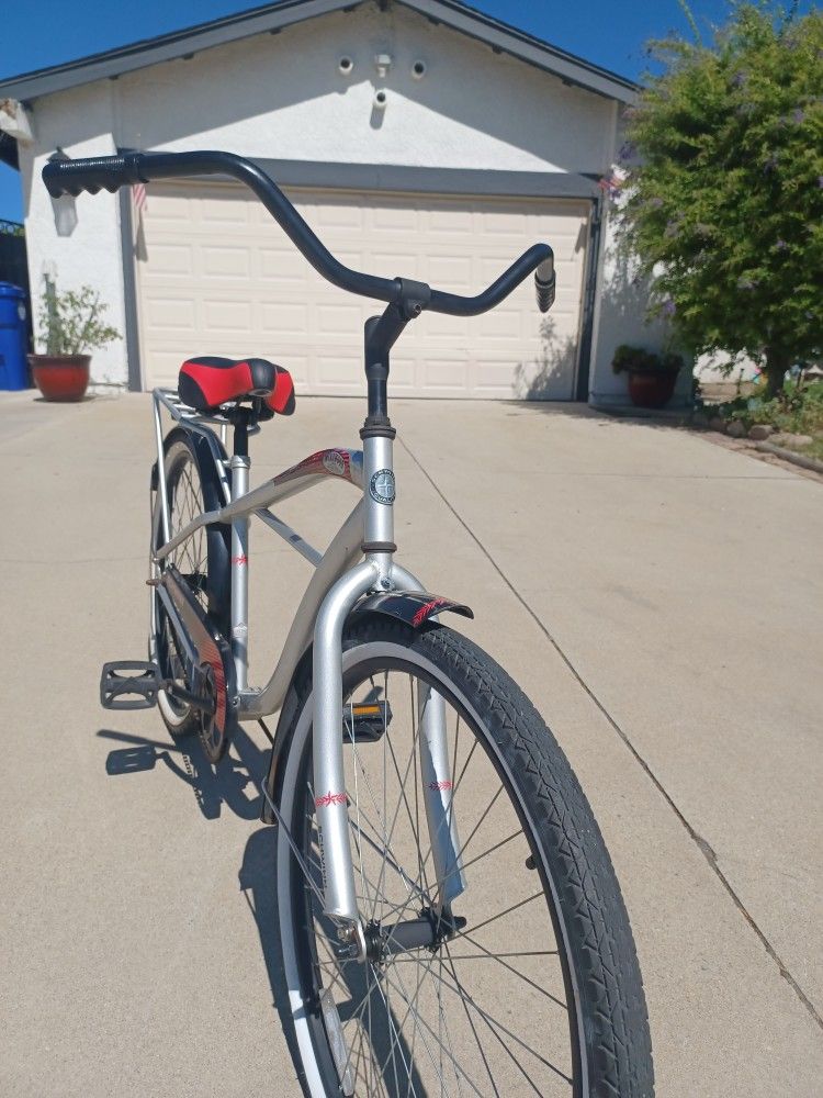 schwinn aerovane cruiser bicycle Mikko Adult Beach Bike, Featuring 17-Inch/Medium Steel Step-Over Frames, 7-Speed Drivetrains, Purple : Sports & Outdoors inch wheels Mens Schwinn Aerovane Cruiser Bike