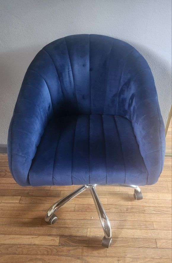 Blue Velvet Office Vanity Rolling Chrome Swivel Adjustable Chair Safavieh