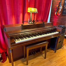Wurlitzer Upright Piano – Recently Tuned – Plays Beautifully