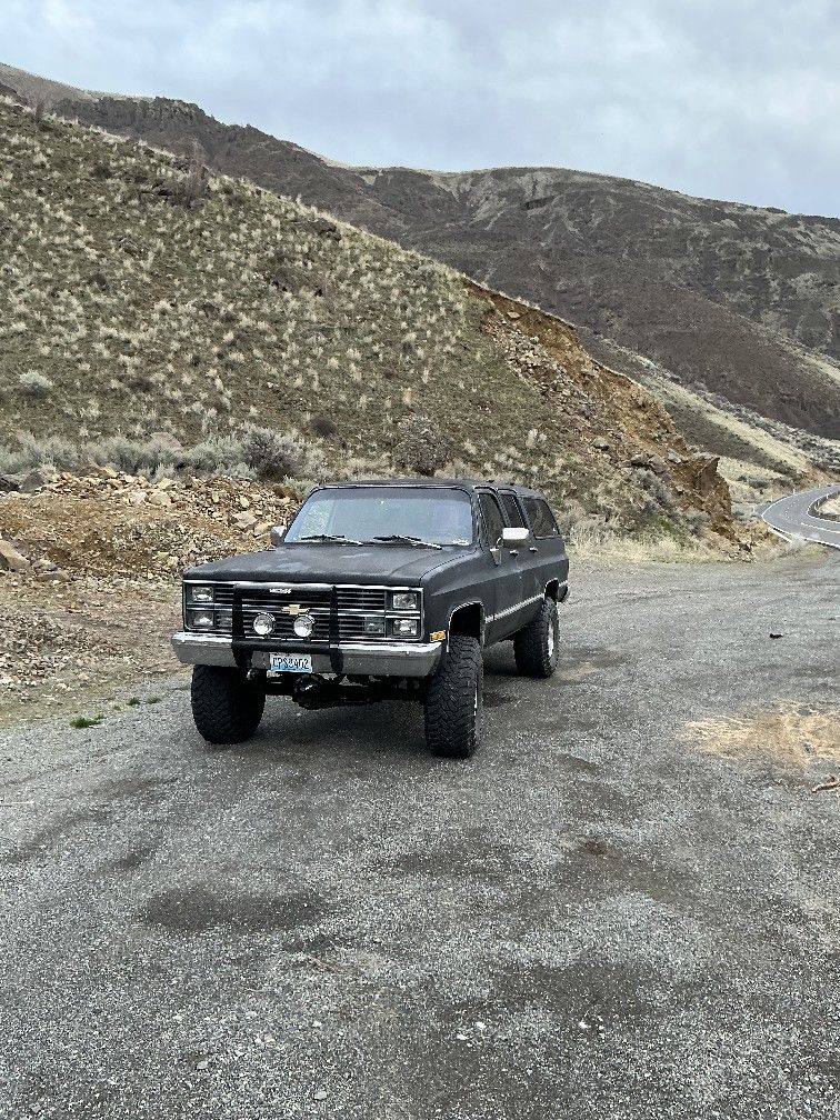 1983 Chevrolet C/K 20 Suburban
