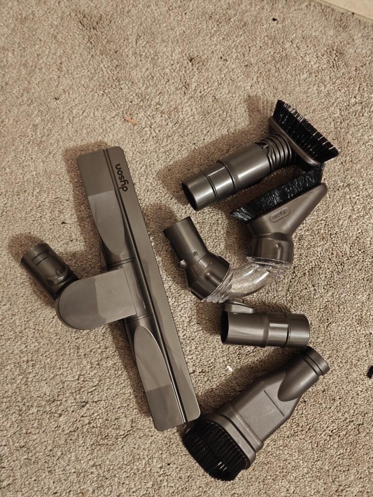 Dyson V6 Attachments