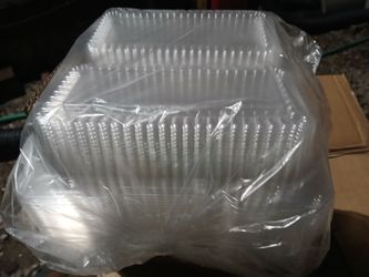 New Plastic Hinged Containers, Clamshell Food Containers 25 PACK, 9x5x3". 11 packs available. $6 ea