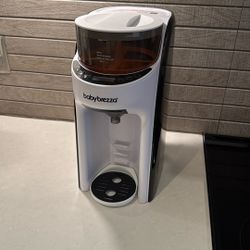 Baby Brezza Formula Pro Advanced Formula Dispenser - White
