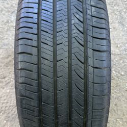 Hercules 225/55/18   (1) Tire