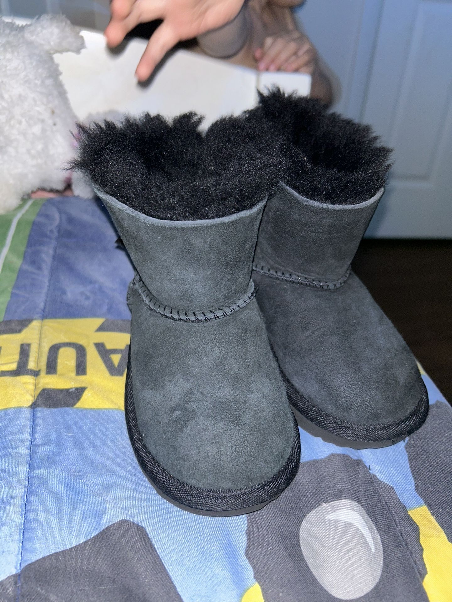 Size 8 Youth Ugg Boots