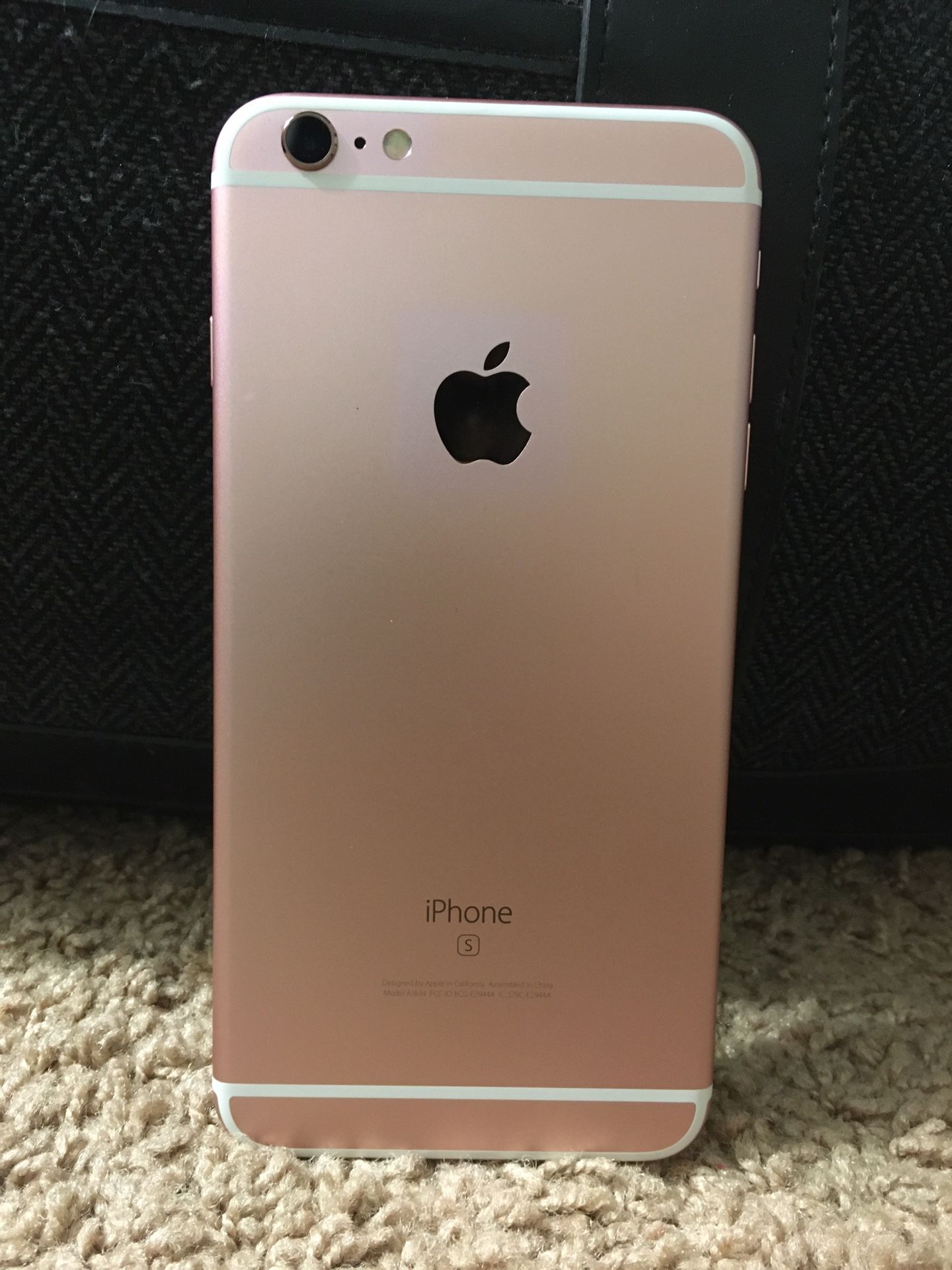 iPhone 6S PLUS CARRIER AND ICLOUD UNLOCKED