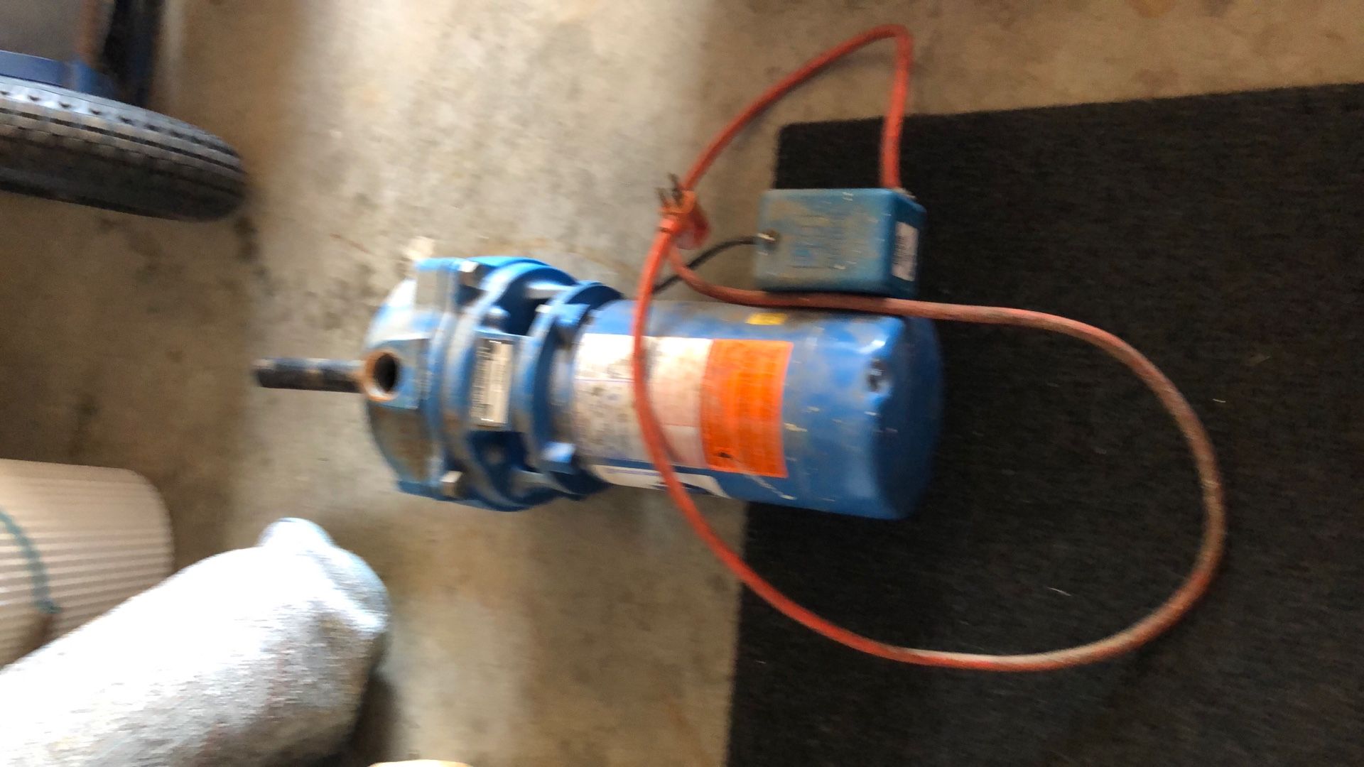 Gourds Water Pump 1/2 hp 115/230 volts