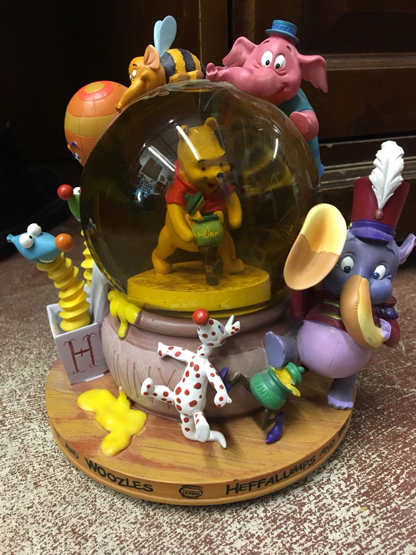 Winnie The Pooh Disney Snow Globe Heffalumps and Woozles Hunny Snow Globe