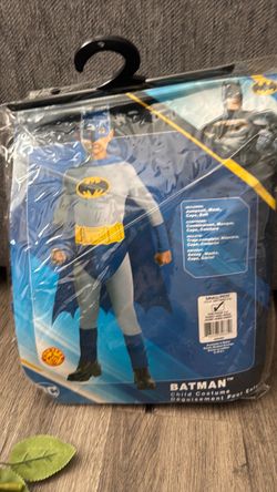 Costume