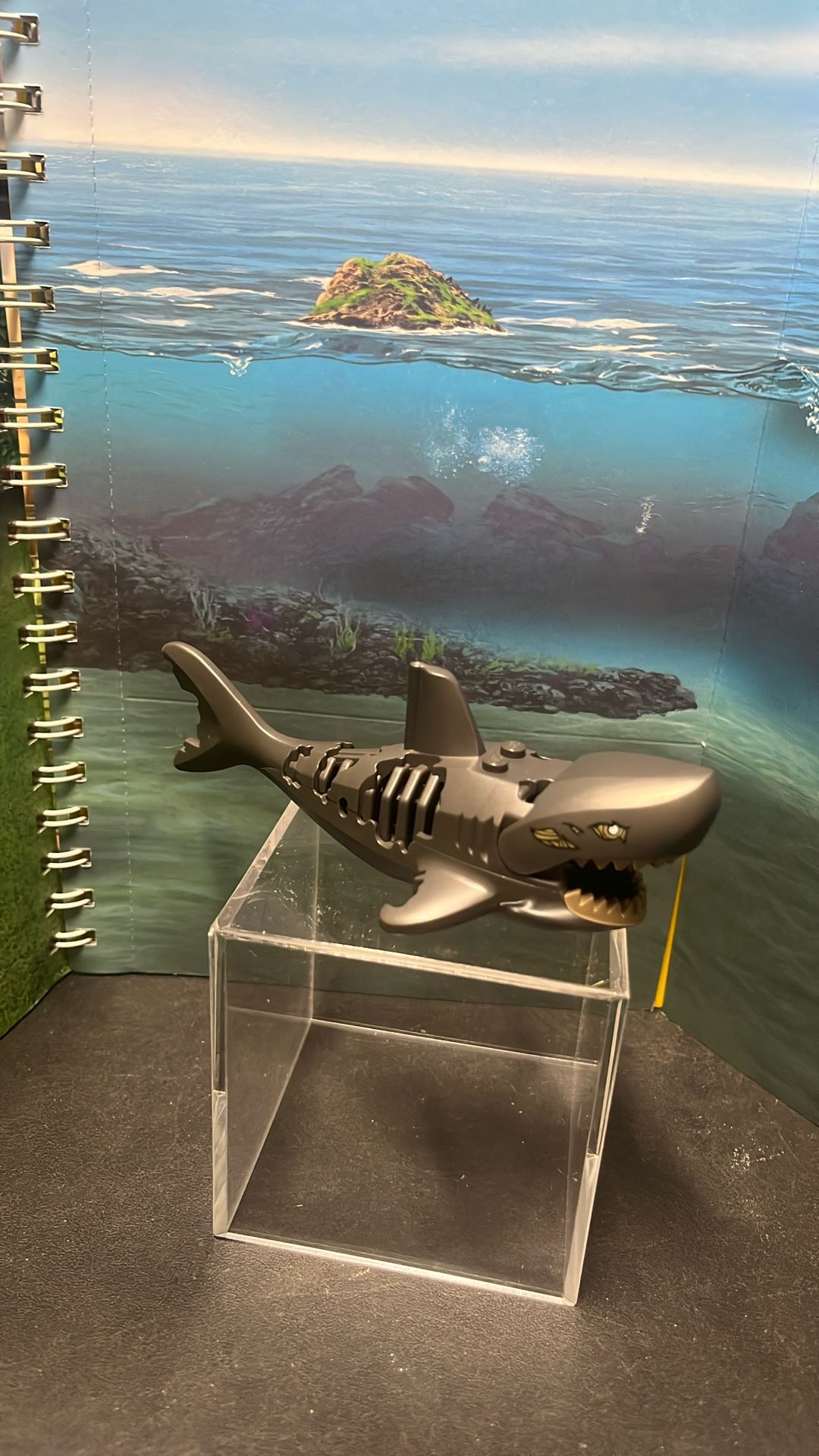 Lego Pirates Of The Caribbean Shark