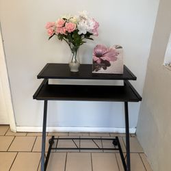 Rolling Computer Desk with Keyboard Tray (Black)