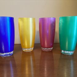 Set Of 4 Plastic Tumblers