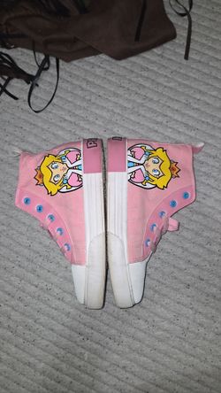 Girls shoes