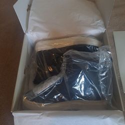 Macy's Marc Fisher Boots. New in box, never worn. Black size 9M .