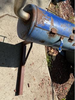 Trailer hitch grill