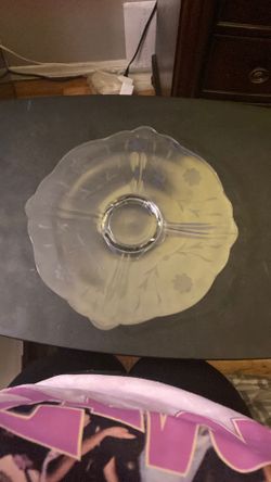 Floral glass plate