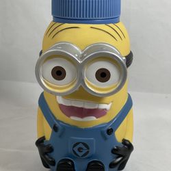 Despicable Me Minion Water Bottle Thermos Universal Studios Tall 8" 32 oz