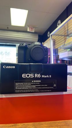 Canon R6 II Open box