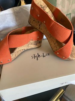 BEAUTIFUL HEEL SHOES