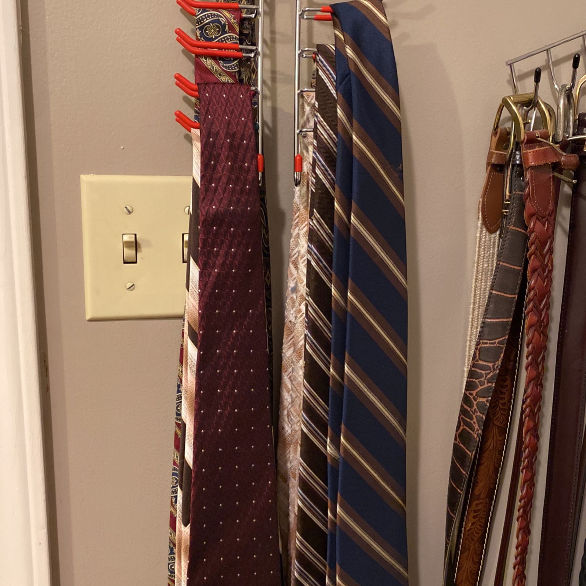 Men’s Tie Collection - Jones NY/Givenchy/Geoffrey Beene/Pavia & More