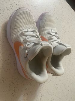 Nike Star Runner 4 Girl's size 13C
