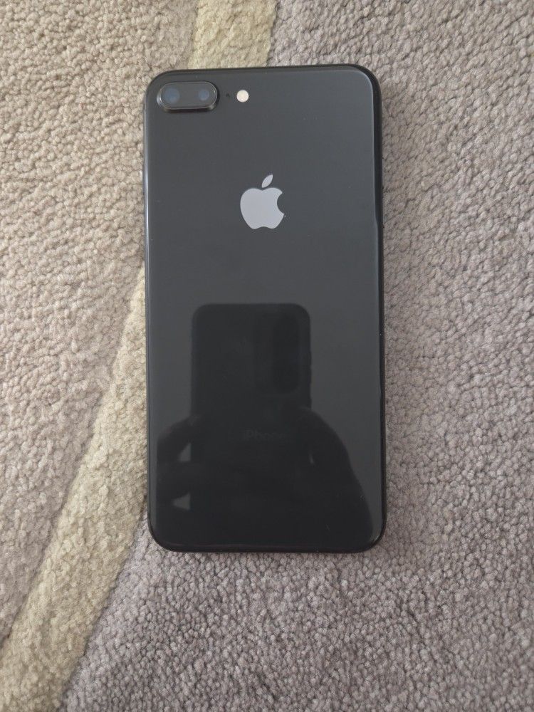 Apple IPhone 8 Plus Unlocked