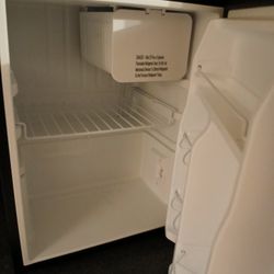 Whirlpool Mini Fridge