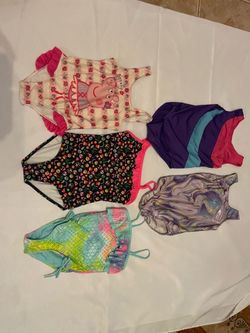 Multiple multicolor swimsuit for girls size 5-6