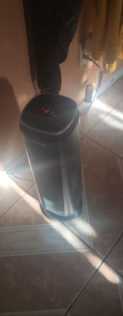 Pelonis tower heater