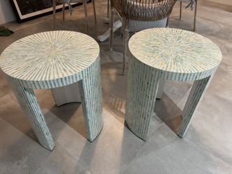 2 SIDE TABLES