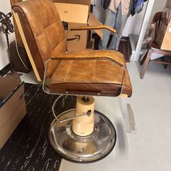 Barber/Hairdresser Chair & Matt