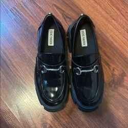Steve Madden black platform loafers