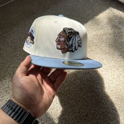 New Era Blackhawks Fitted Cap